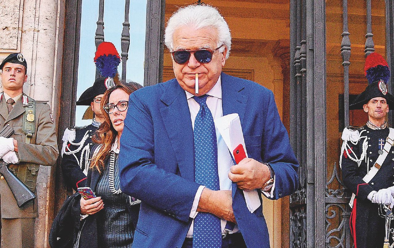 Copertina di Inchiesta su Scarpellini Perquisizione a Verdini