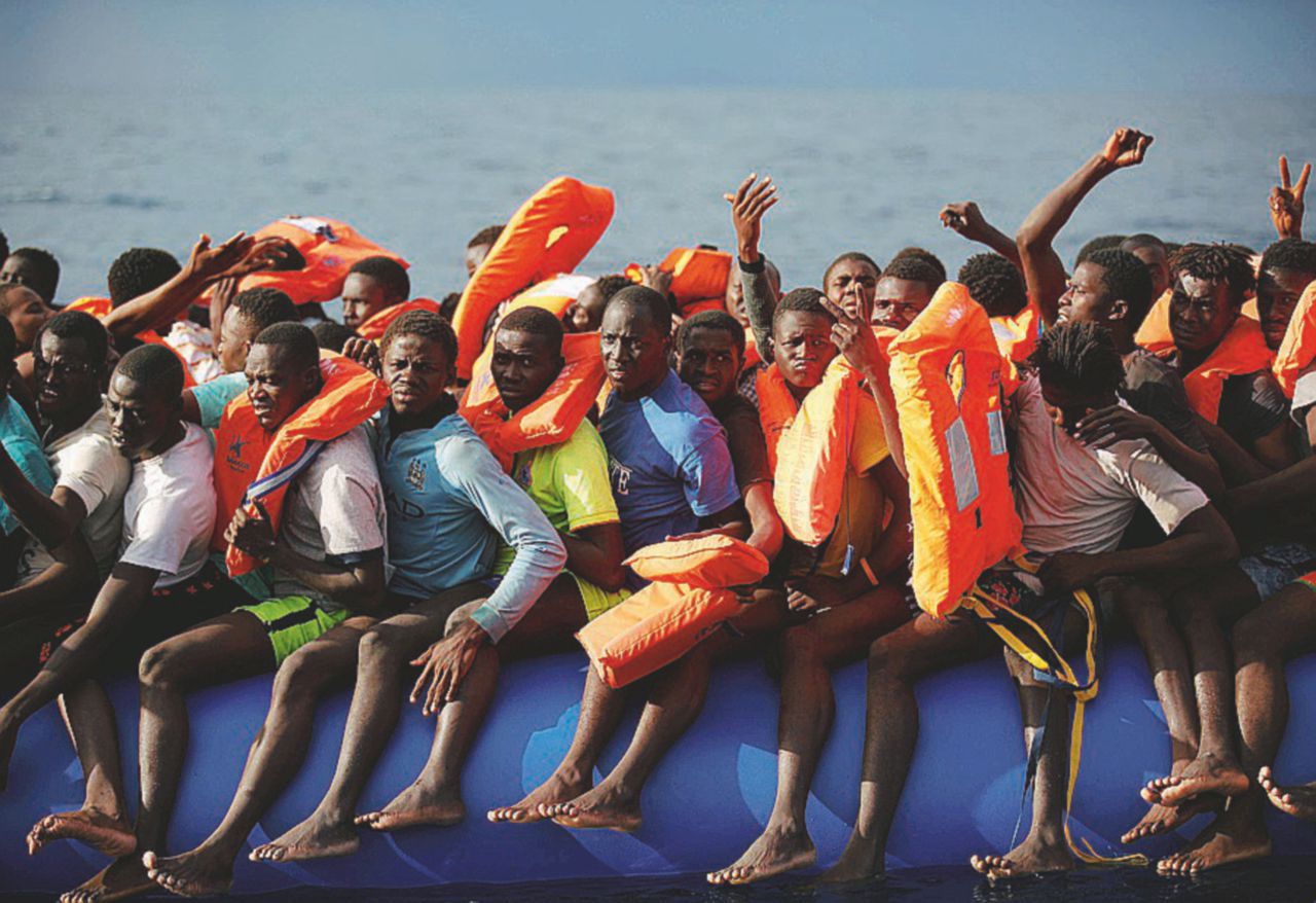 Il console a Lampedusa per bloccare i tunisini