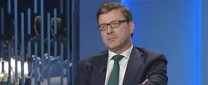 Copertina di Pace fiscale, Giorgetti: “Il tetto? Su base pluriennale è più vicino al milione di euro”