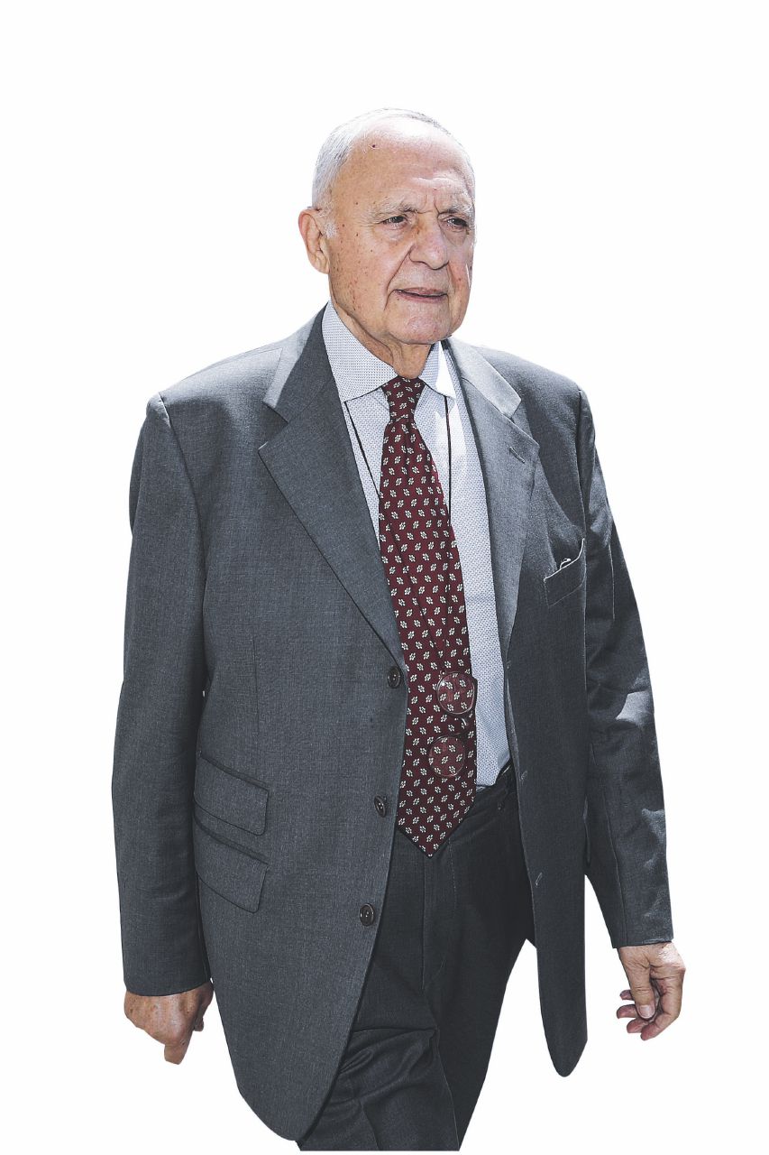 I mercati non sanno più a chi credere, con l’incognita Savona