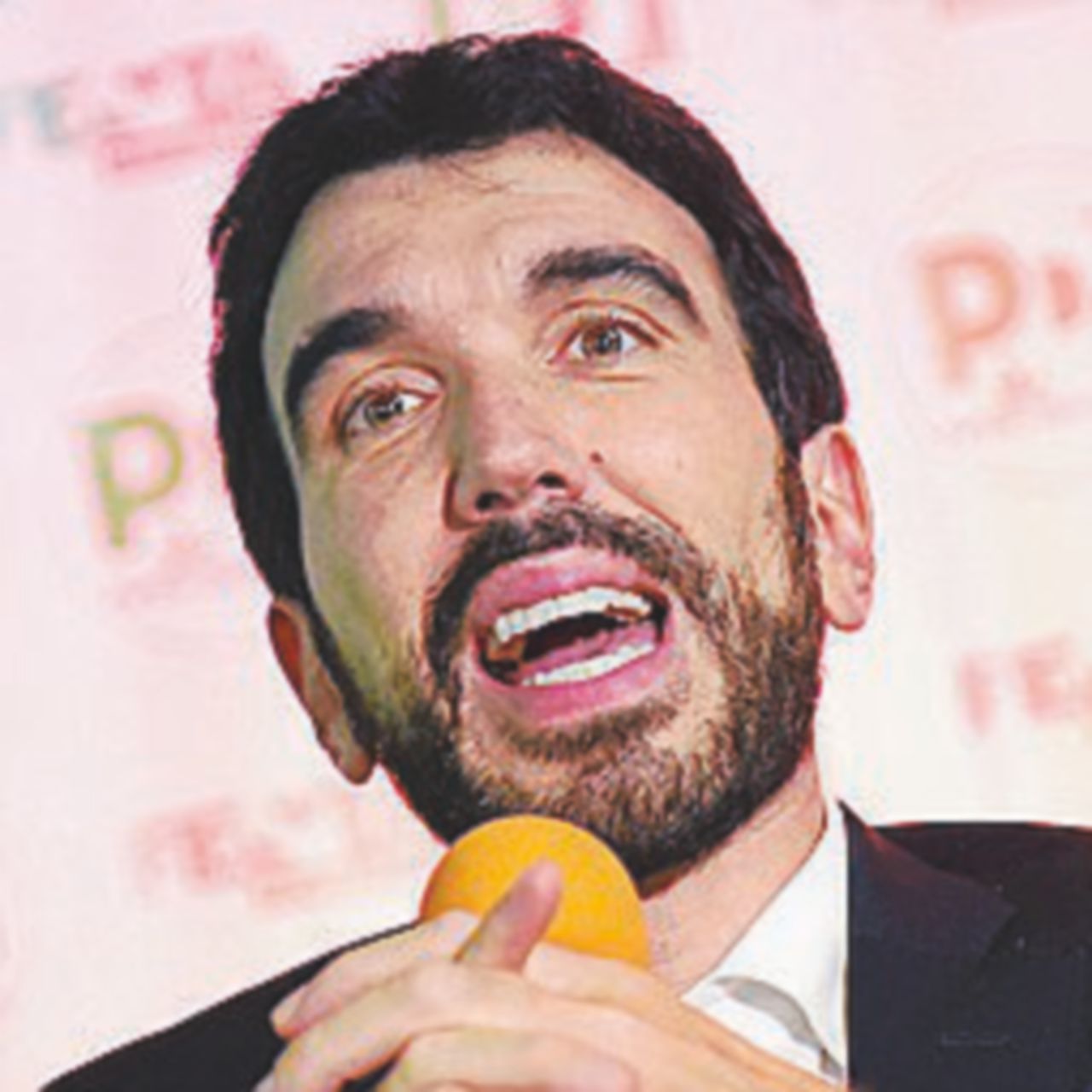 Martina va dai bersaniani, ma tutti ancora pensano a Renzi Martina va dai bersaniani, ma tutti ancora pensano a Renzi