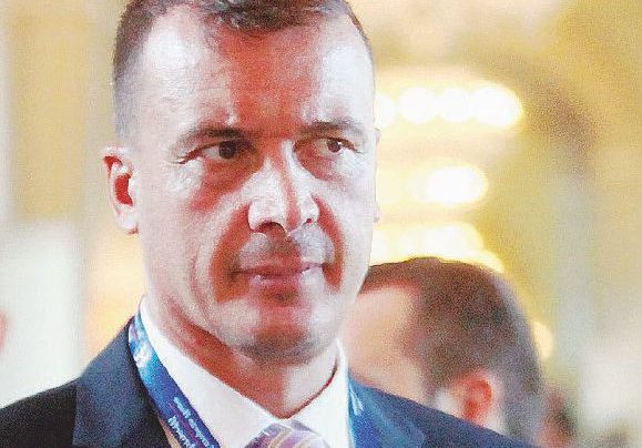 Casalino e M5S, dichiarazione di guerra ai tecnici del Tesoro Casalino e M5S, dichiarazione di guerra ai tecnici del Tesoro