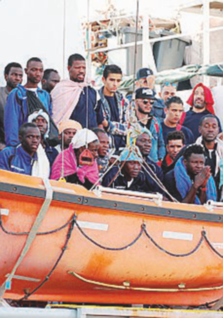 Migranti, l’Aquarius è illegale. Le Ong accusano l’Italia