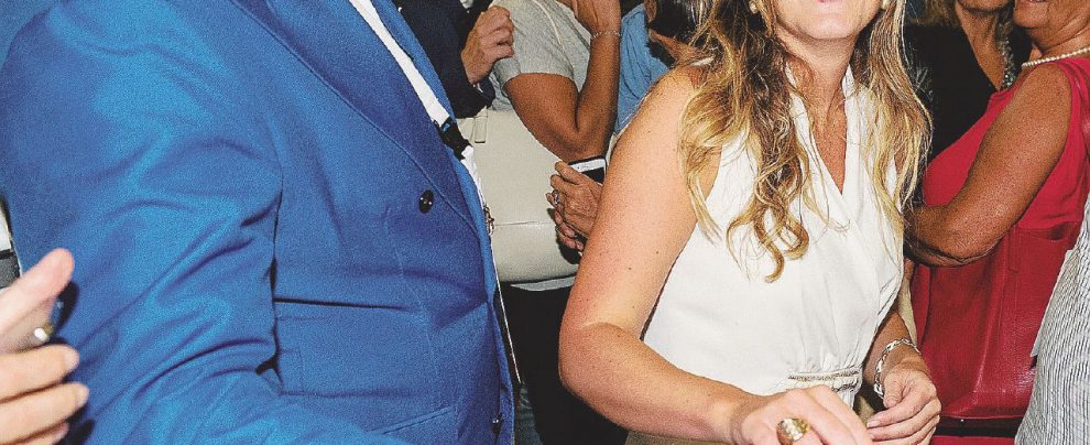 Carta straccia - L’ad del Gruppo Pessina, Guido Stefanelli, con Maria Elena Boschi Pessina, due anni all’Unità, 20 milioni di fatturato in più