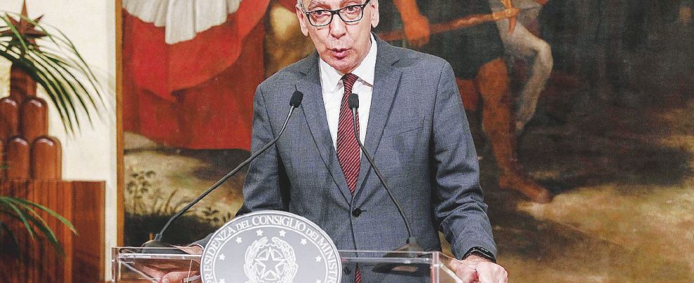 Governatore - Il presidente della Regione autonoma della Sardegna Francesco Pigliaru - Ansa Il centrosinistra sardo ricasca sull’Urbanistica