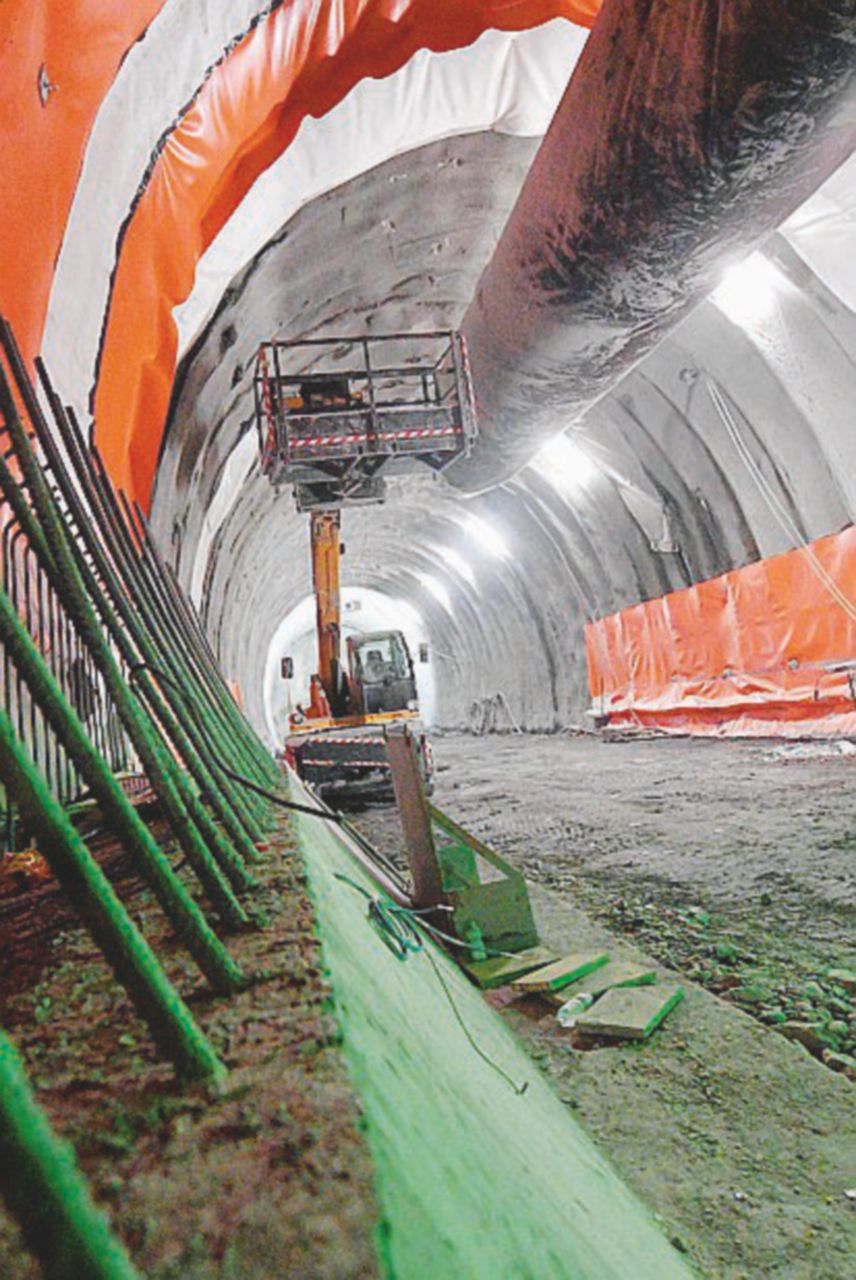 Terzo Valico, Toninelli ferma i fondi. La furia leghista: “Violati i patti”