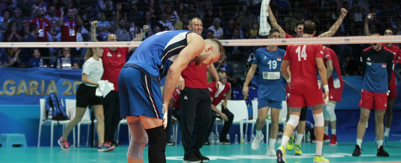 Mondiali di volley, Italia schiacciata dalla Serbia: “Serata da cancellare”. Match con la Polonia decisivo per la semifinale