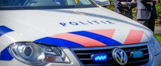 Copertina di Olanda, sette arresti con l’accusa di terrorismo: “Volevano sferrare attacco con Kalashnikov e cinture esplosive”