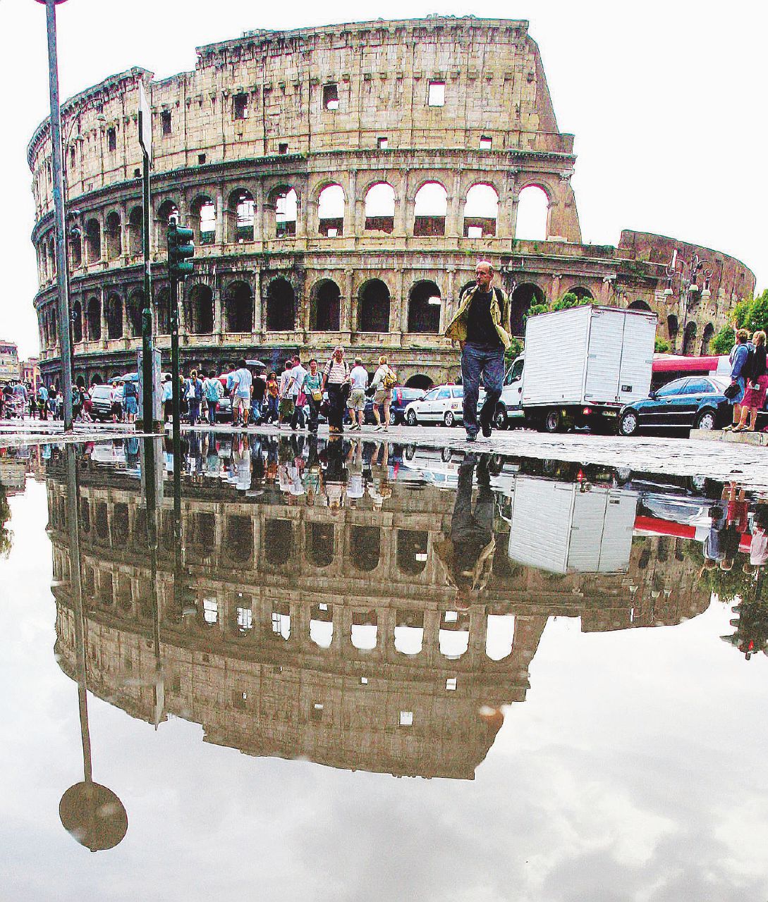 Copertina di Roma e il diario di una distruzione senza un lamento