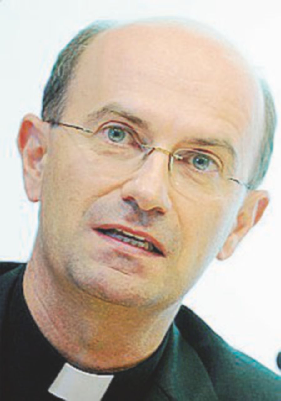 Il Papa sceglie Russo monsignor-architetto per la segreteria Cei