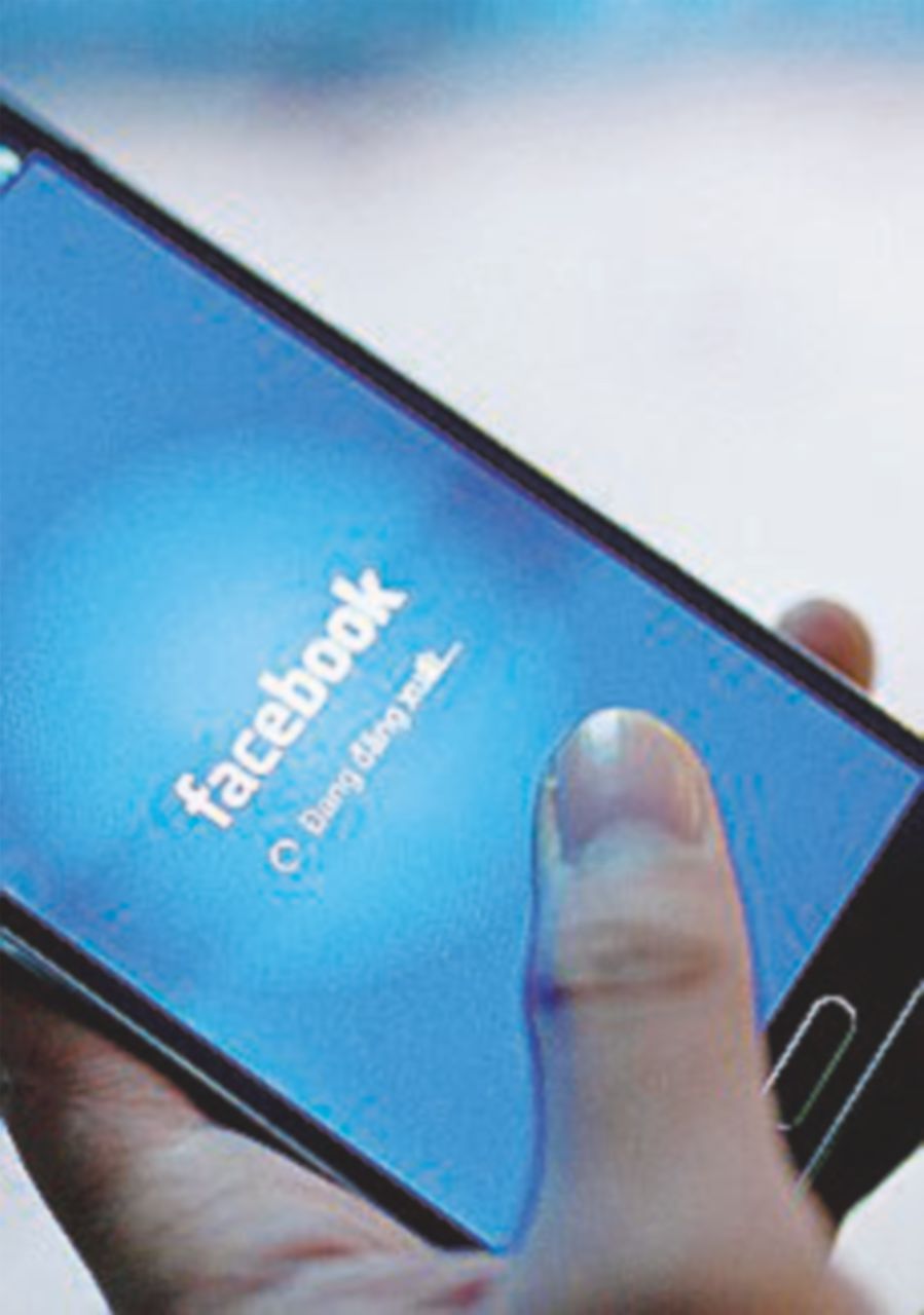 Hackerati 50 milioni di account Facebook. “Falla subito riparata”