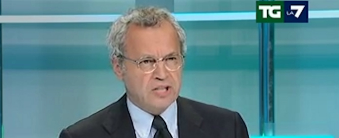 Copertina di Il servizio non parte e Mentana se la prende col tecnico: “Mi avevi detto un minuto…”. Poi la battuta in diretta