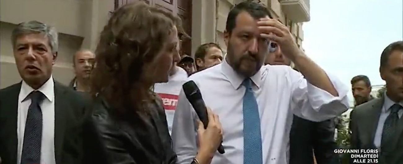 Copertina di Salvini: “Juncker? Parlo solo con persone sobrie. Qualcuno a Bruxelles straparla per comprare le nostre aziende sottocosto”