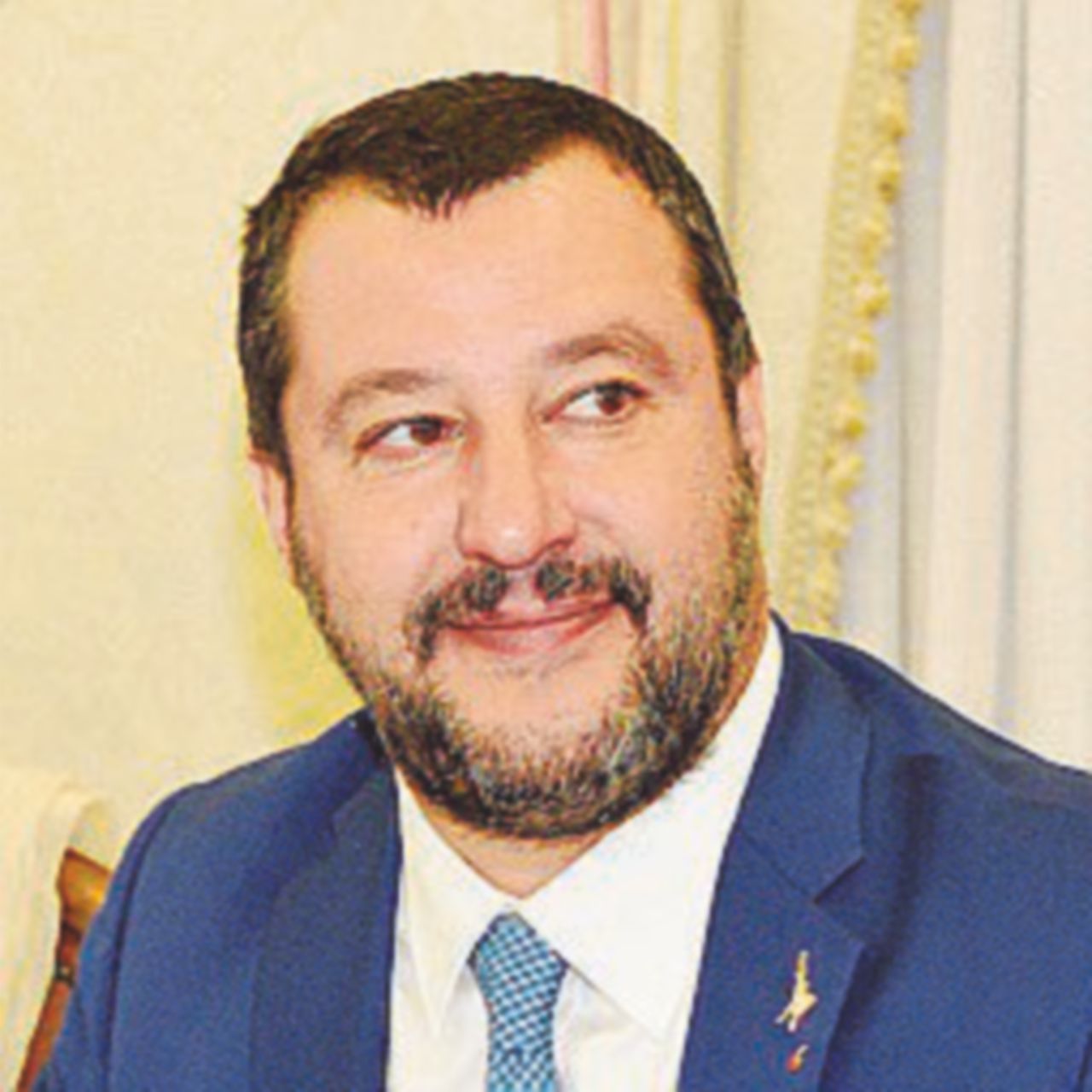 Copertina di Salvini esulta, il Pd si divide e Saviano grida al “regime”