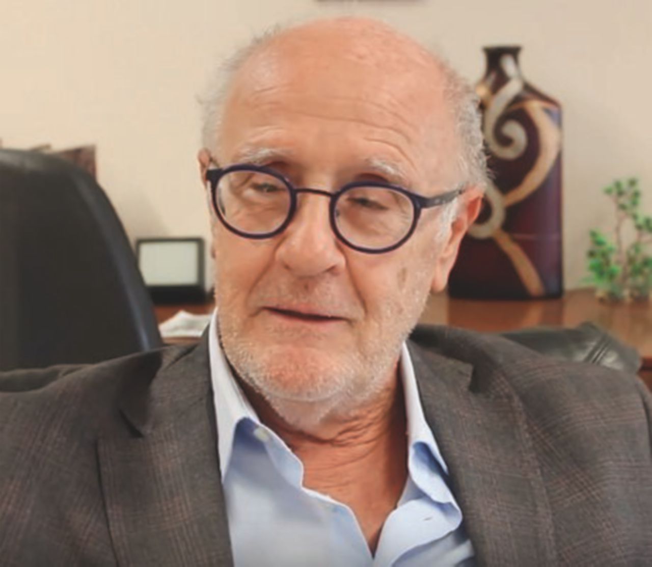 Copertina di Caso Riace, il paradosso del procuratore “rosso”