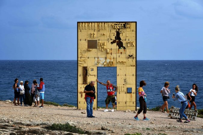 Lampedusa, il silenzio del Miur. Non sia mai che ricordare una tragedia possa far capire il mondo ai ragazzi