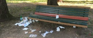 Copertina di Legambiente, 23mila rifiuti raccolti in 71 parchi italiani: “Tre ogni metro quadrato. Il 37% sono mozziconi di sigaretta”