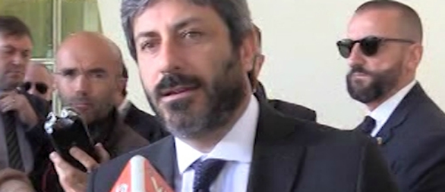 Copertina di Europee, Fico: “M5s mai con Le Pen. Salvini alleato del Front National? Non è la mia strada”