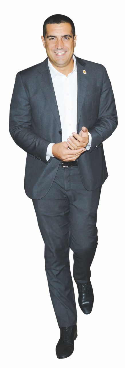 L’ex delfino di Errani fa scuola a Ravenna (partendo dalle spiagge)