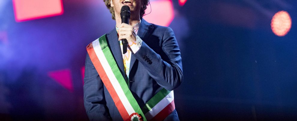 Per me chi guarda X Factor è in pessimo Stato Sociale Per me chi guarda X Factor è in pessimo Stato Sociale