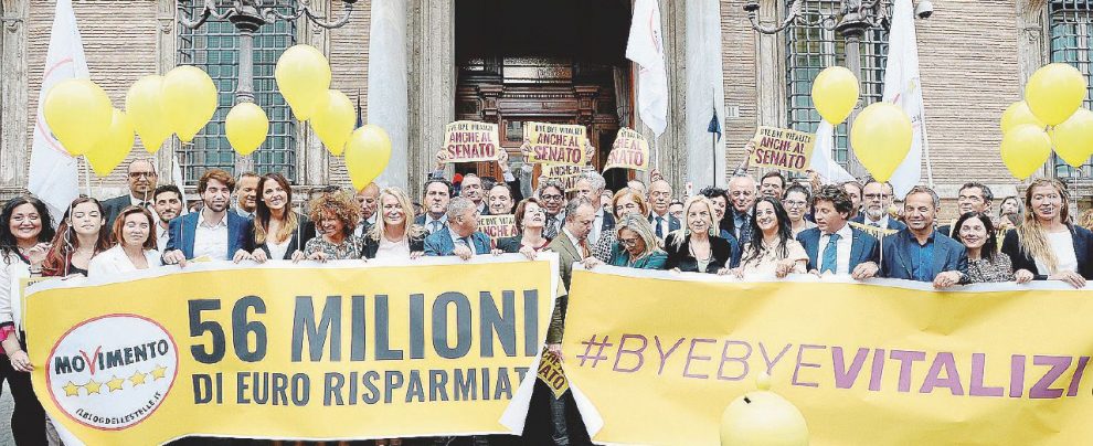 Vitalizi addio anche al Senato Vitalizi addio anche al Senato