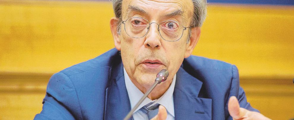 “Serve una Consulta più forte contro le pressioni europee” “Serve una Consulta più forte contro le pressioni europee”