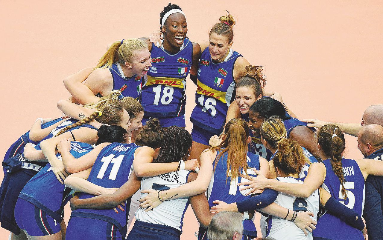 Copertina di Cercatrici d’Oro: le azzurre del volley e la rivincita Finale