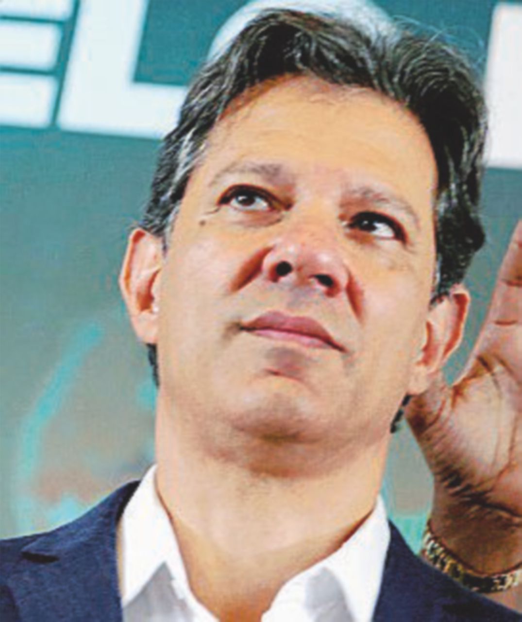 Elezioni, ondata di fake news su Whatsapp: Haddad chiede estromissione di Bolsonaro