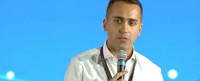 Copertina di Italia 5 Stelle, segui la diretta dal Circo Massimo. E’ il momento dei big: sul palco anche Di Maio