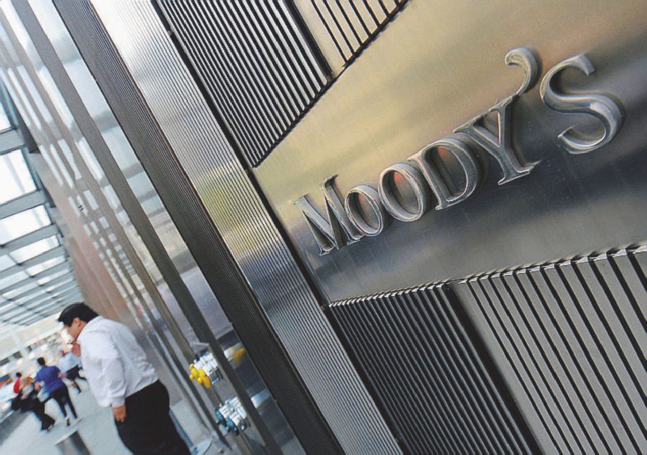 Il taglio del rating rilancia l’ipotesi della patrimoniale