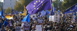 Copertina di Londra, quasi 700mila persone in marcia contro la Brexit: “Vogliamo referendum sugli accordi, così sarà una catastrofe”