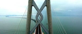 Copertina di Hong Kong – Zhuhai, apre il ponte sull’acqua più lungo del mondo. Progettato per resistere a terremoti e calamità naturali. Le immagini