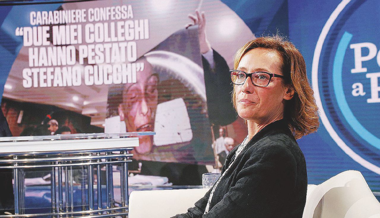 Copertina di Cucchi, ufficiale indagato: “Mai visti i verbali falsi”