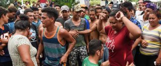 Copertina di Carovana migranti, il Pentagono invia 800 uomini alla frontiera. Trump: “Li fermeremo, non faremo come l’Europa”