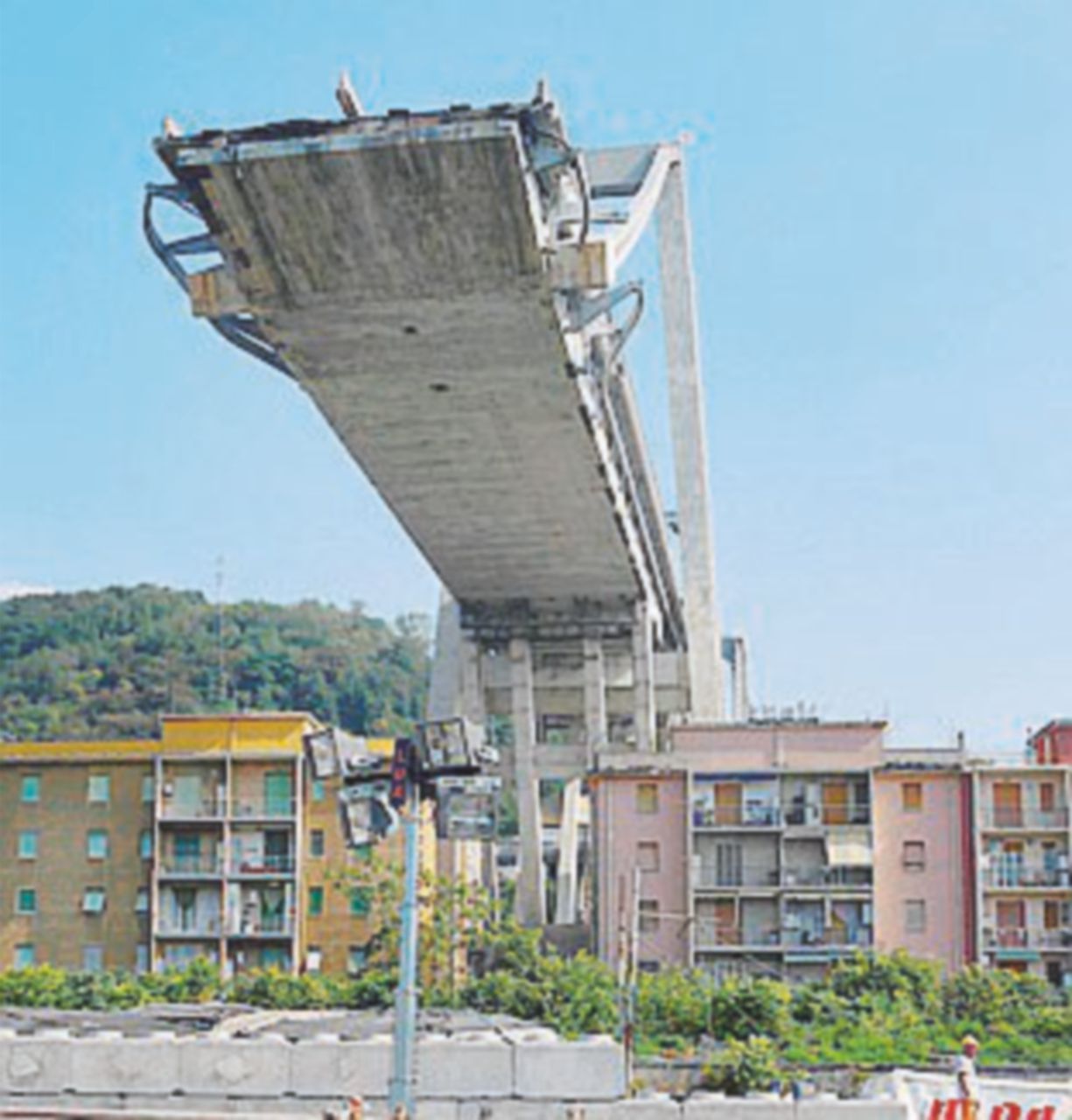 Copertina di Genova, via libera “condizionato”. Il voto finale alla Camera mercoledì