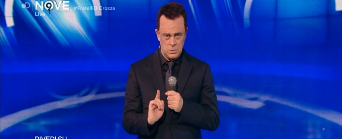 Copertina di Crozza-Di Maio e il condono di Ischia: “Iscrivermi al Pd? Frase detta da una manina del governo 5stelle che ci ha preceduti”