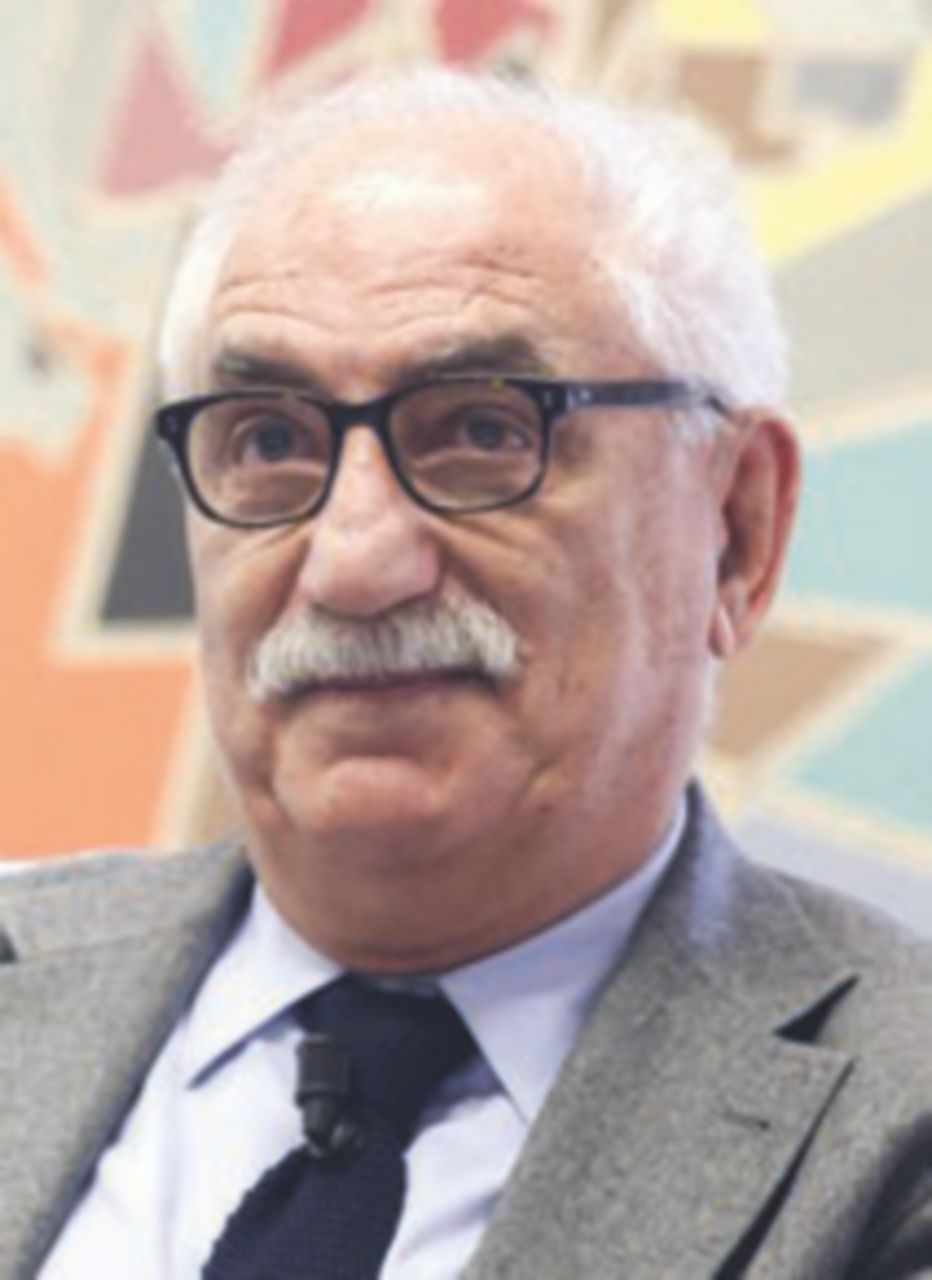 Copertina di Le pagelle dei politici