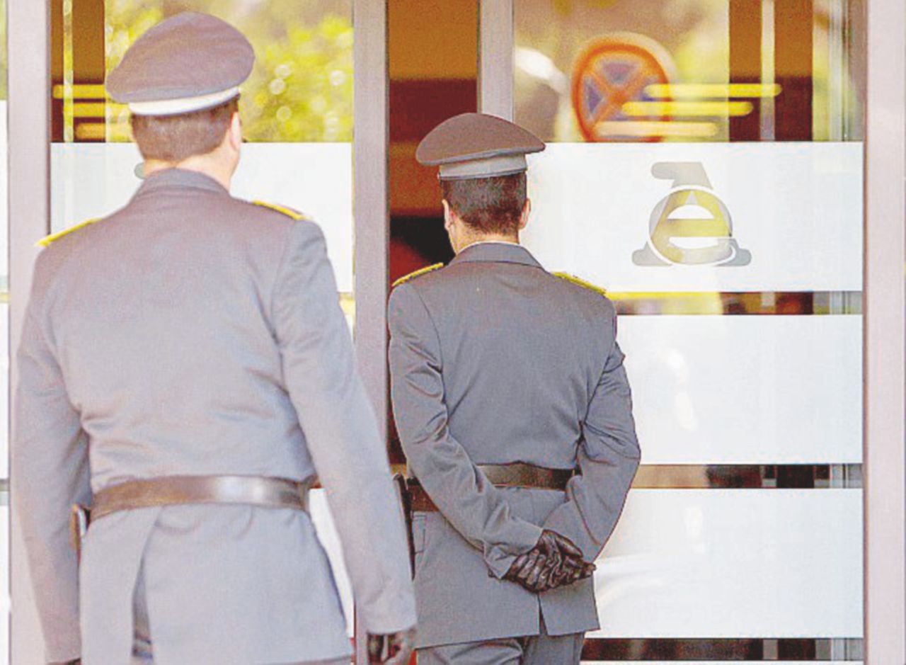 Le polemiche sulle “fake”, ma il salva-evasori c’è