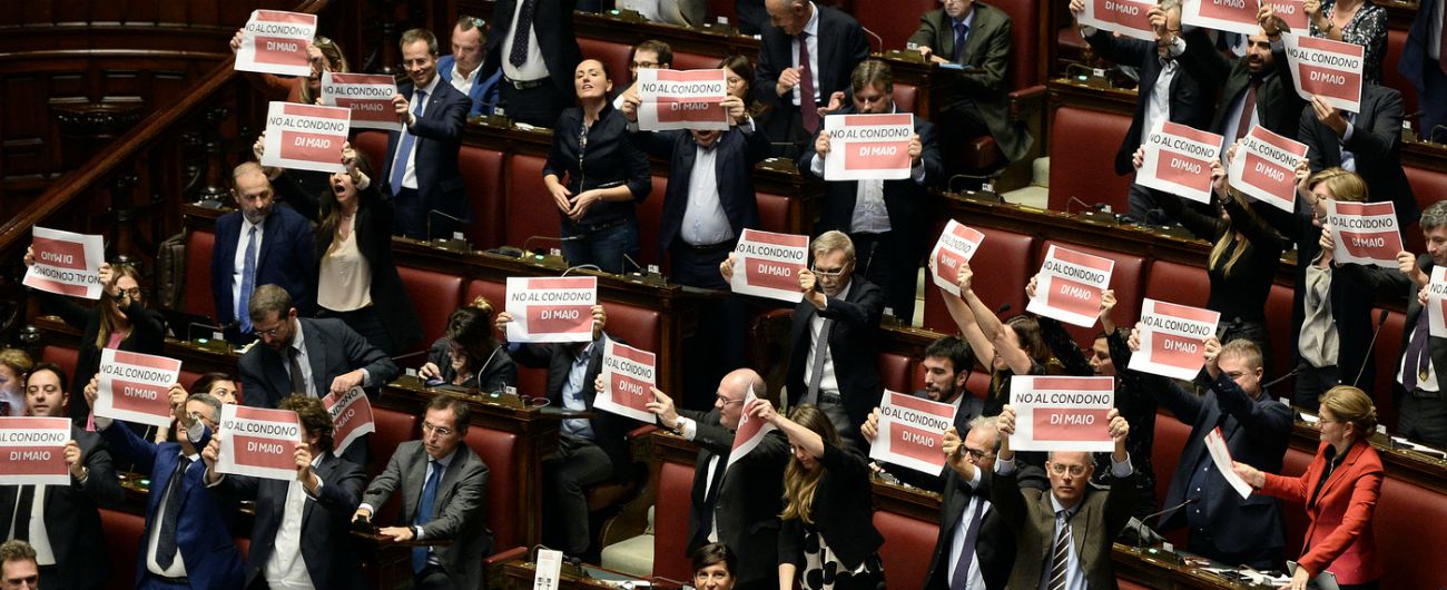 Decreto Genova, rallenta il voto alla Camera: seduta notturna. Scontro in Aula sul condono per Ischia