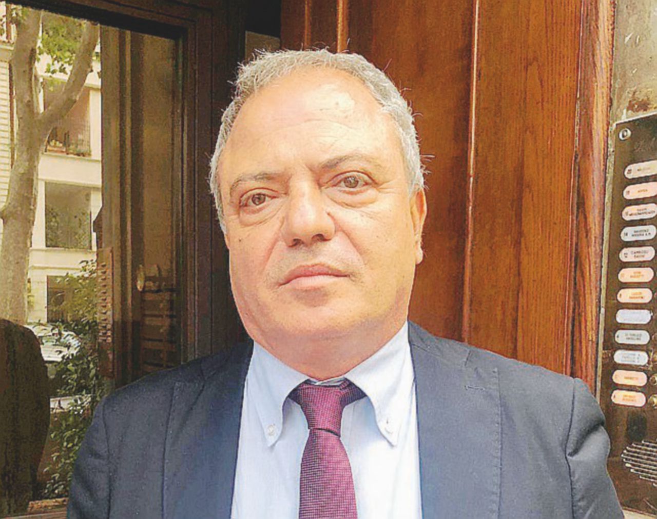 Copertina di Tg1, il nuovo direttore Carboni: “Vengo dai piani bassi. Grillo? A nessuno interessava e così hanno mandato me”