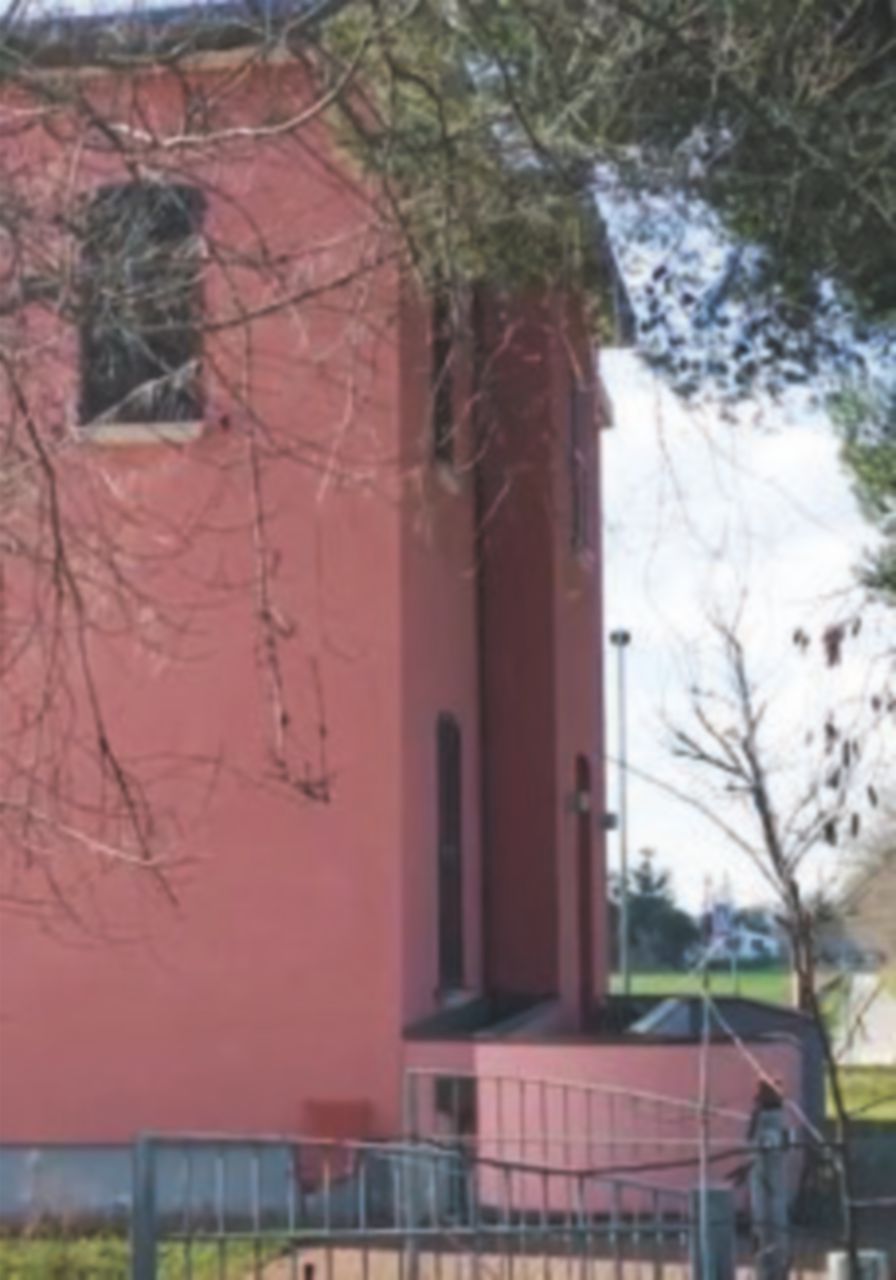 Notte di Halloween: bomba carta contro centro per migranti