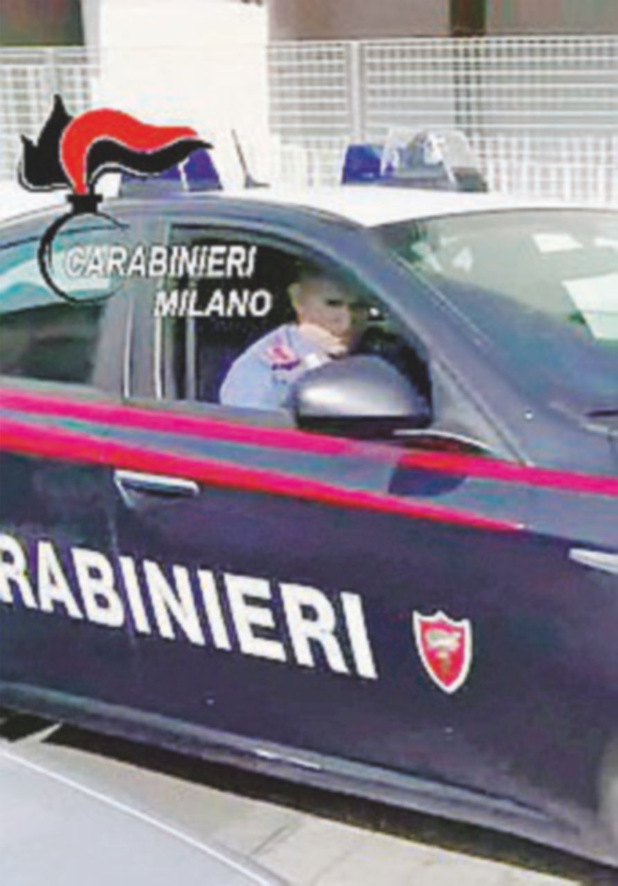 Violentata in casa, salva con un biglietto gettato dalla finestra