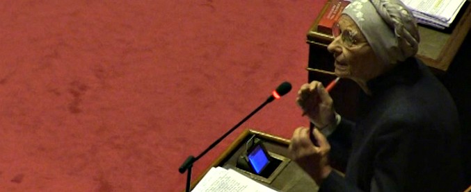 Copertina di Dl Sicurezza, Bonino: “Clima di intolleranza, ormai è diventato normale dire ‘sporgo negro’ nei luoghi pubblici”