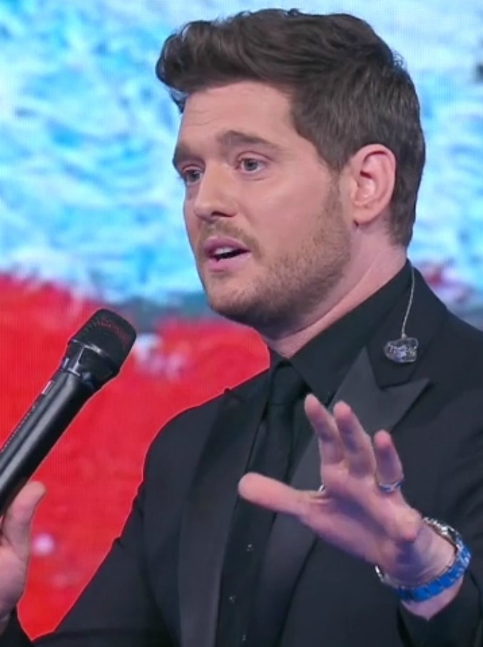 Copertina di Che tempo che fa, Michael Bublè ringrazia per il sostegno ricevuto durante la malattia del figlio: “Non ce la facevamo più”