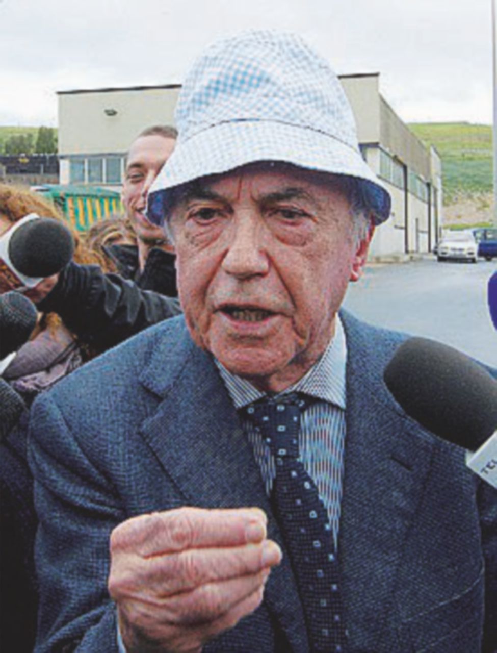 Copertina di Cerroni il Supremo e i morti per amianto. Le ultime due prescrizioni “eccellenti”