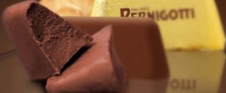 Copertina di Pernigotti, chiude la storica azienda del cioccolato. Il sindaco di Novi Ligure: “Una decisione assurda”