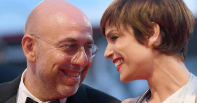 Copertina di “Con Micaela Ramazzotti ero il maestrino palloso, il Furio di Carlo Verdone. Oggi proviamo a collaborare come genitori per i nostri due figli”: così Paolo Virzì