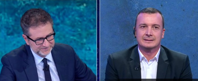 Copertina di Raggi, Casalino: “Toni forti contro i giornalisti? A volte servono, c’è accanimento forte nei confronti del M5s”