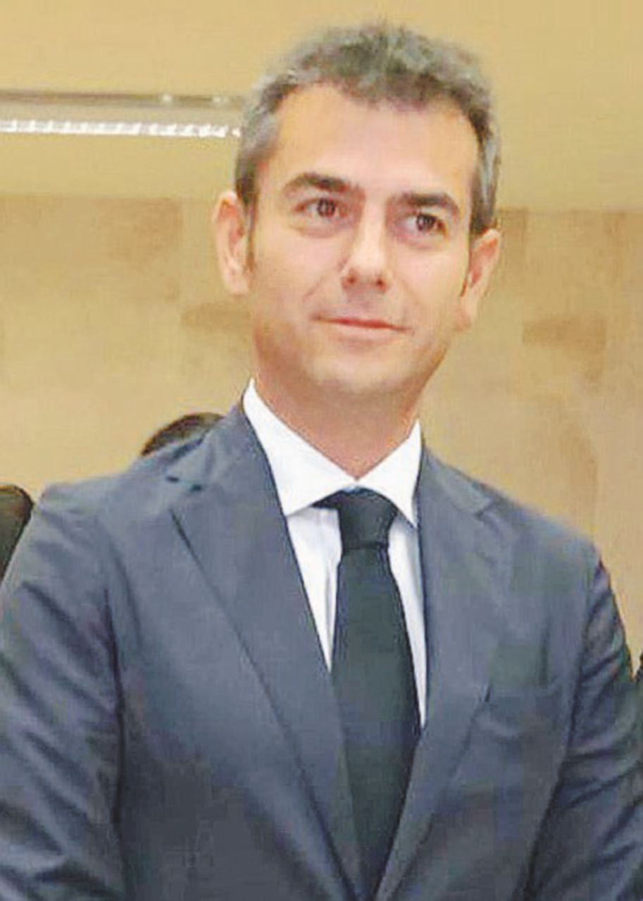 Cagliari - Massimo Zedda Zedda l’arancione scende in campo. Ora l’enigma sono le primarie