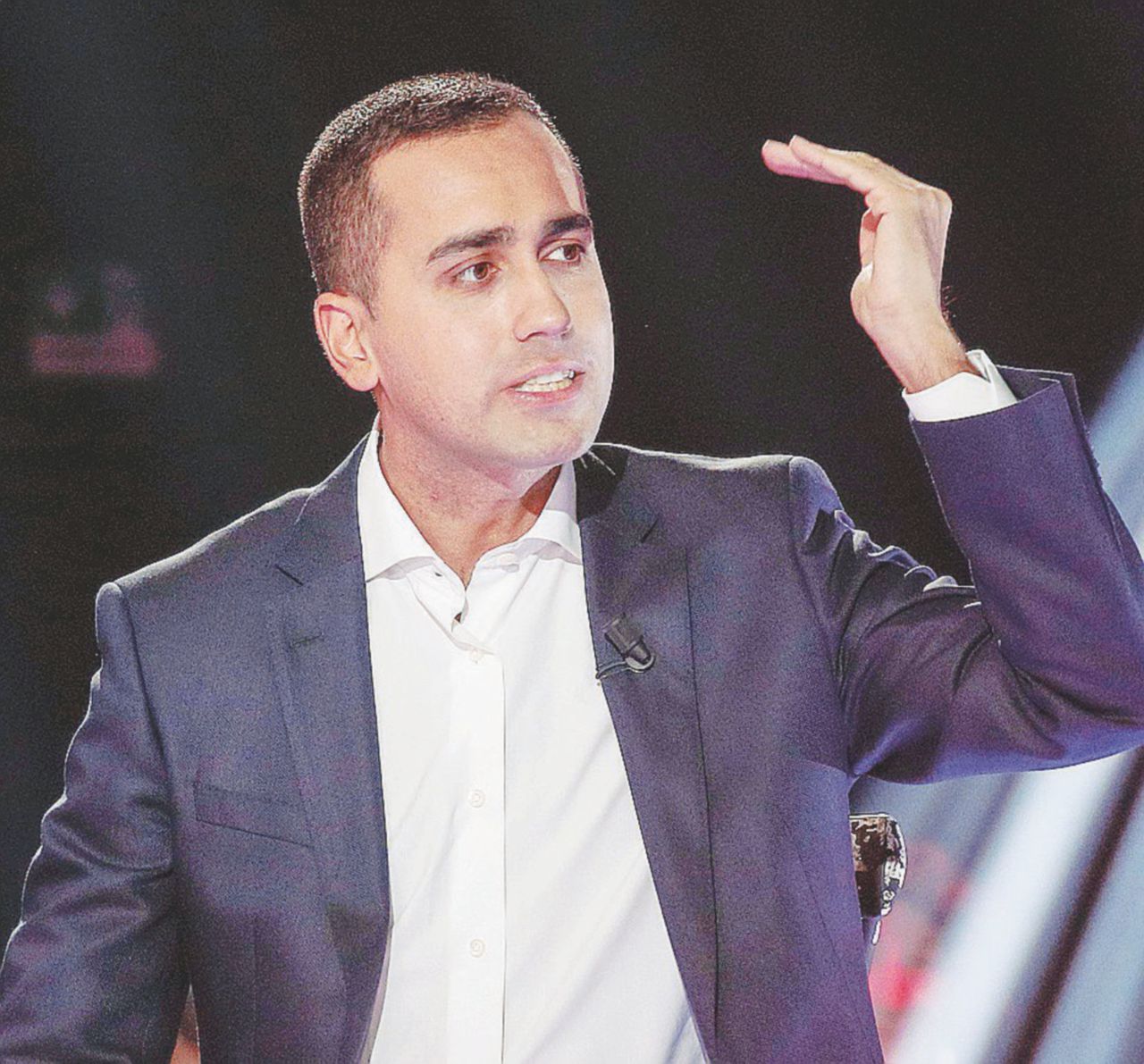 Il vicepremier Luigi Di Maio Sciacalli&puttane – Conte: “Parole eccessive”